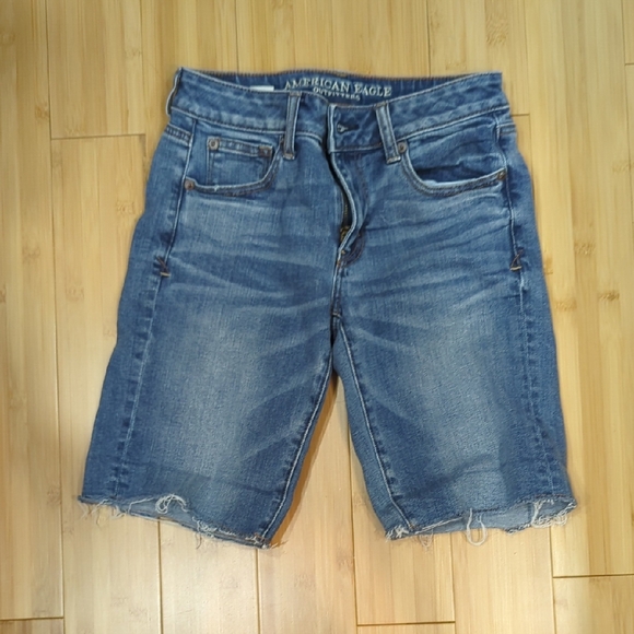 American Eagle Tom Girl Bermuda Shorts - Picture 1 of 3